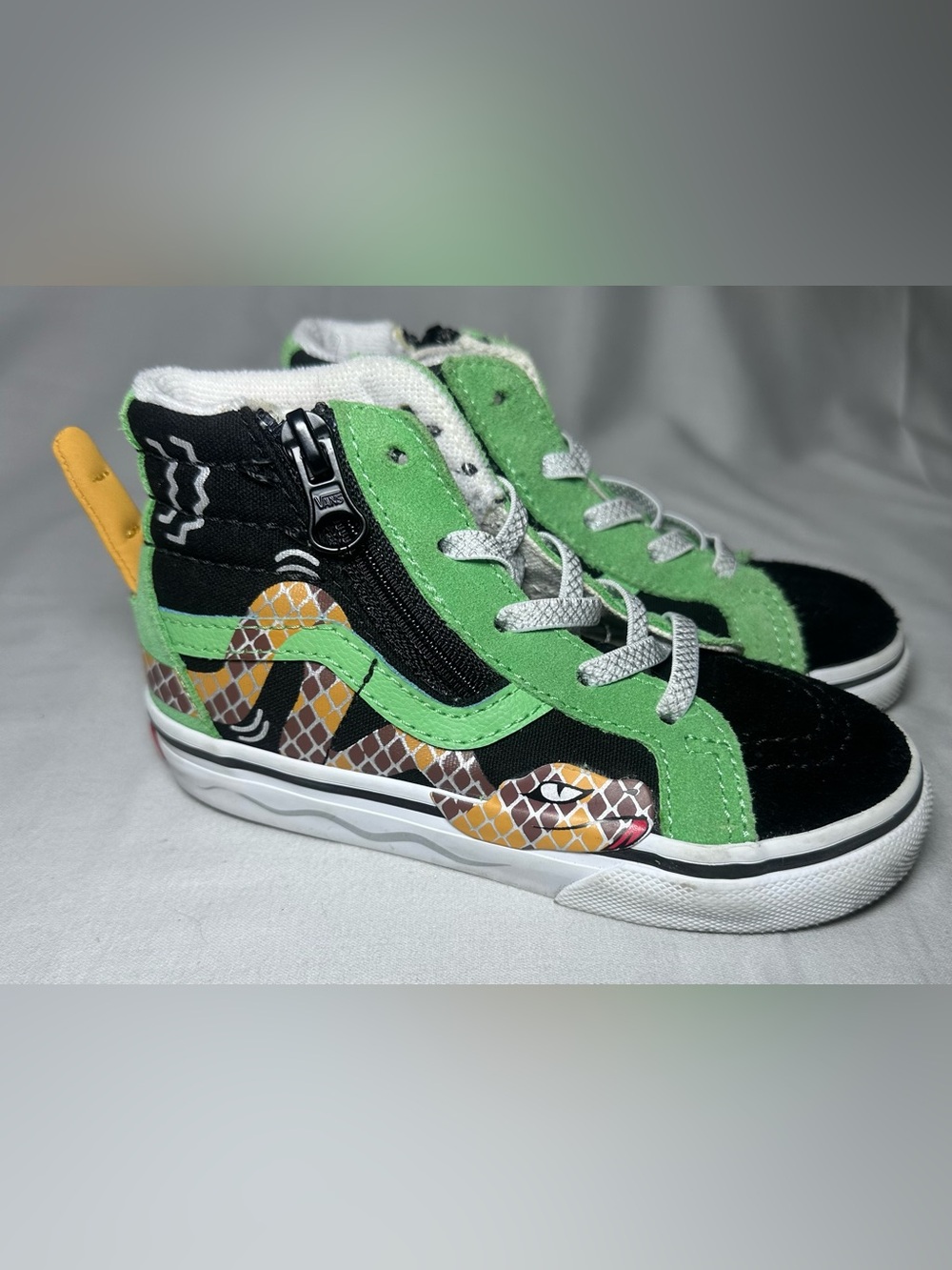 Vans Toddler SK8-HI REISSUE SIDE ZIP SNAKE toddler size 8.5